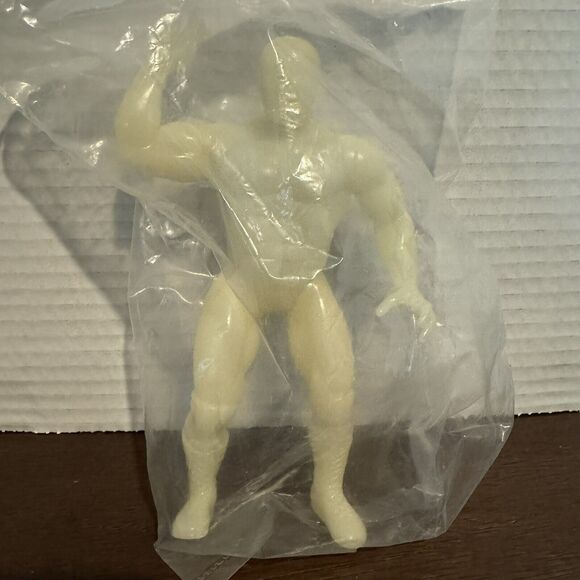 1999 Killer Kowalski Glow In The Dark Legends Of Wrestling Action Figure - Picture 1 of 8